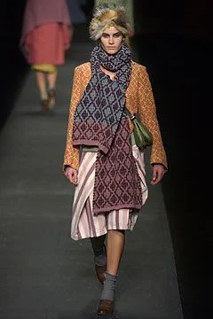 Look 10